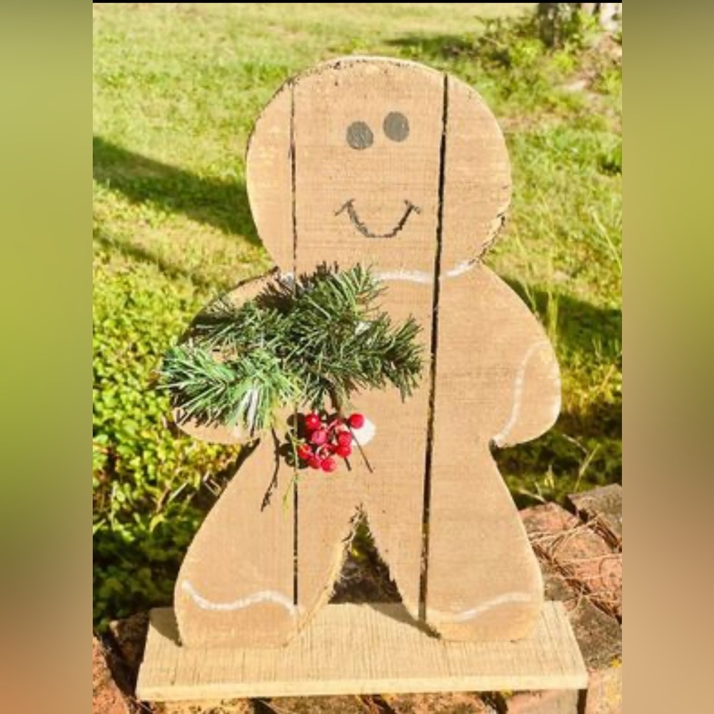 *Rustic Wood Gingerbread Man on Base, 16” - Picture 2 of 10